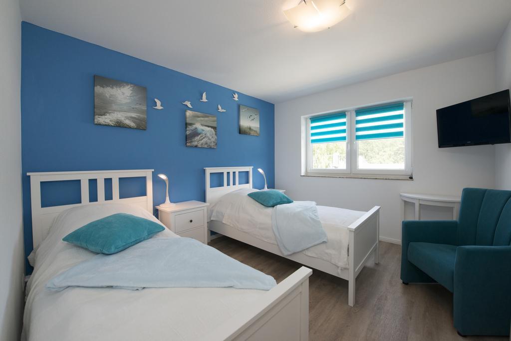 Ferienhaus Kuestensegler Breege Zewnętrze zdjęcie